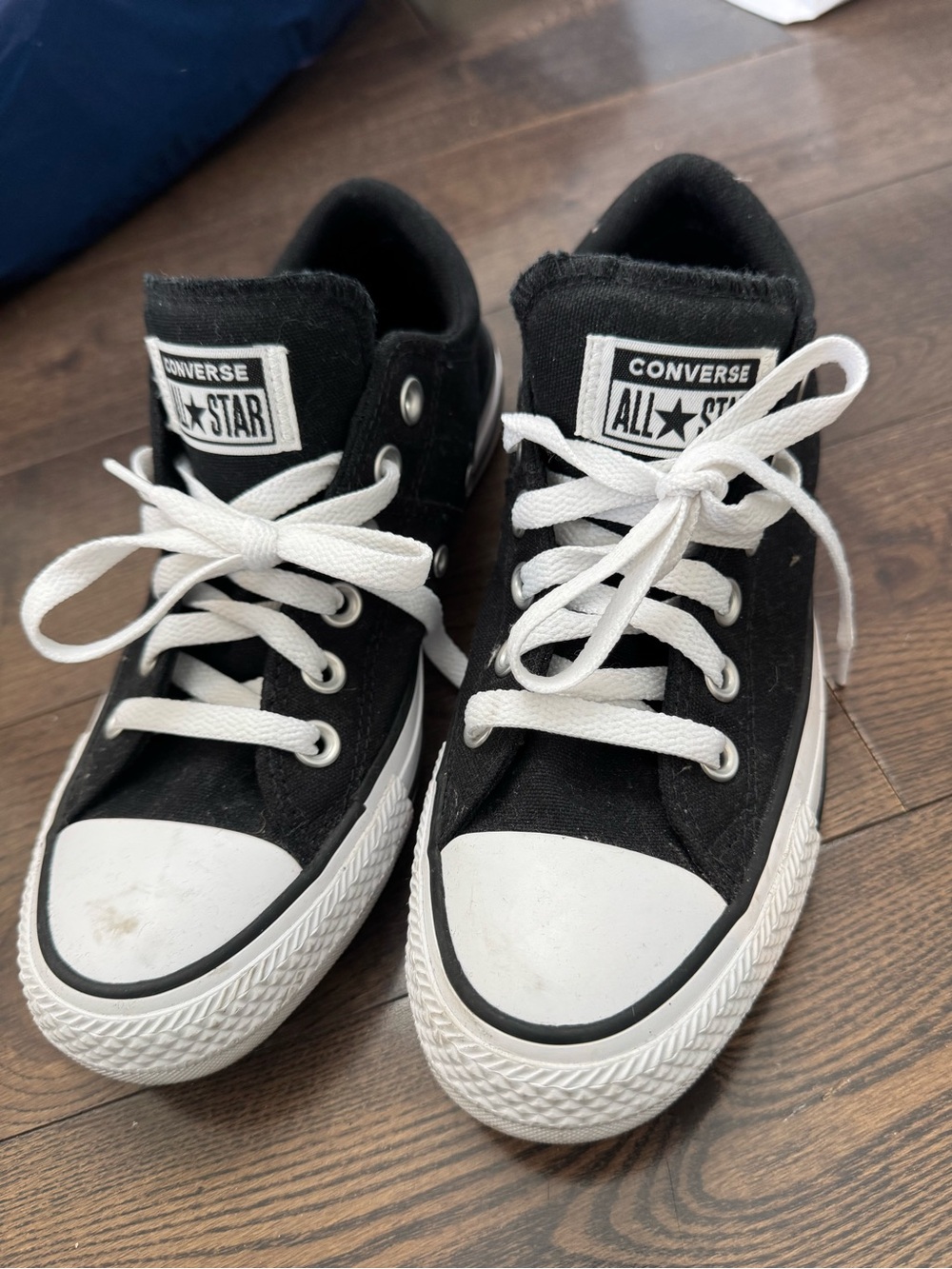 Converse Black and White Low Top Sneakers Size 7